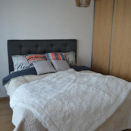 By Overnight Stays Daire Tallinn