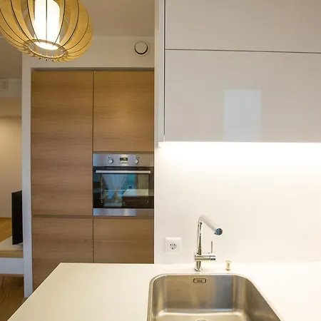 By Overnight Stays Daire Tallinn