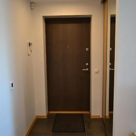 By Overnight Stays 탈린